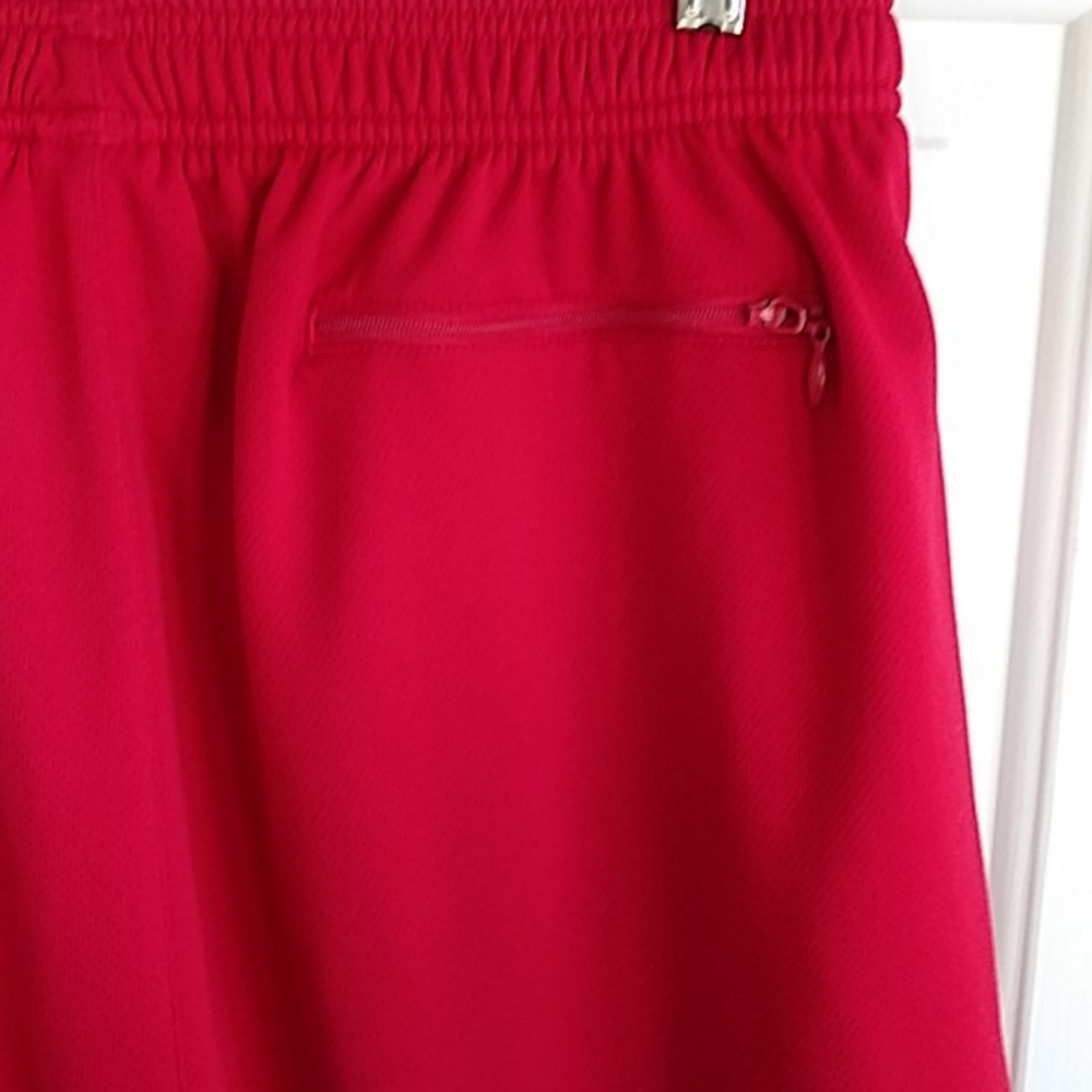Men's Red Adidas Climalite Shorts Size XL - Picture 5 of 5